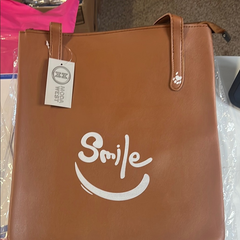 Moda Brown Smile Tote Bag
